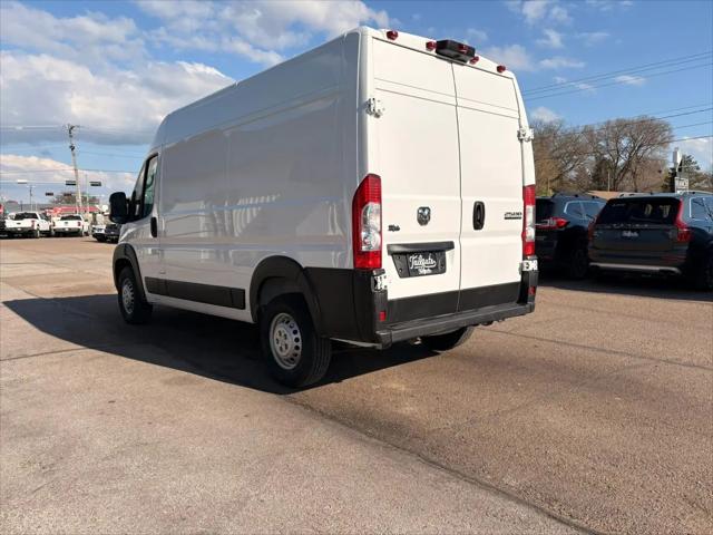 2025 Ram ProMaster 2500 Cargo Van Tradesman High Roof 136" WB w/Pass Seat