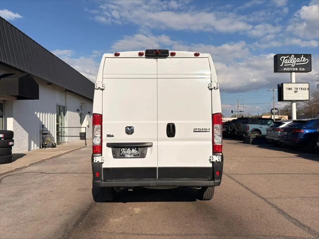2025 Ram ProMaster 2500 Cargo Van Tradesman High Roof 136" WB w/Pass Seat