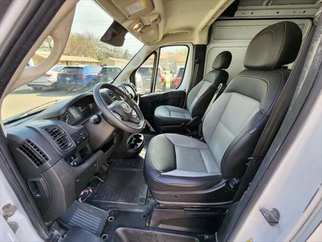 2025 Ram ProMaster 2500 Cargo Van Tradesman High Roof 136" WB w/Pass Seat