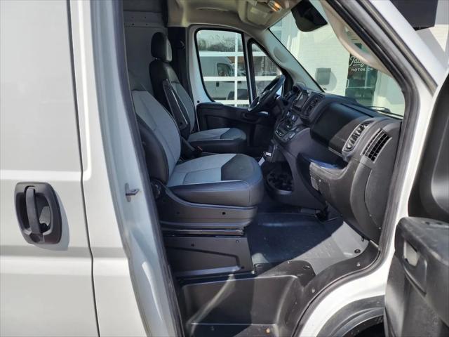 2025 Ram ProMaster 2500 Cargo Van Tradesman High Roof 136" WB w/Pass Seat