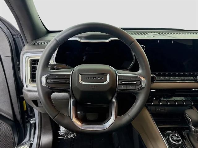 2025 GMC Canyon 4WD Denali