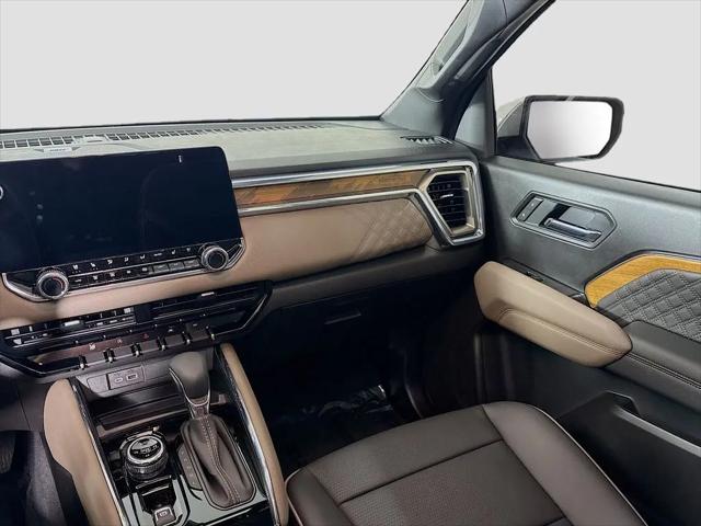 2025 GMC Canyon 4WD Denali