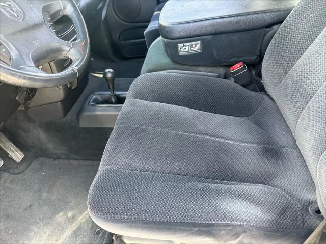 2002 Dodge Ram 1500 Base