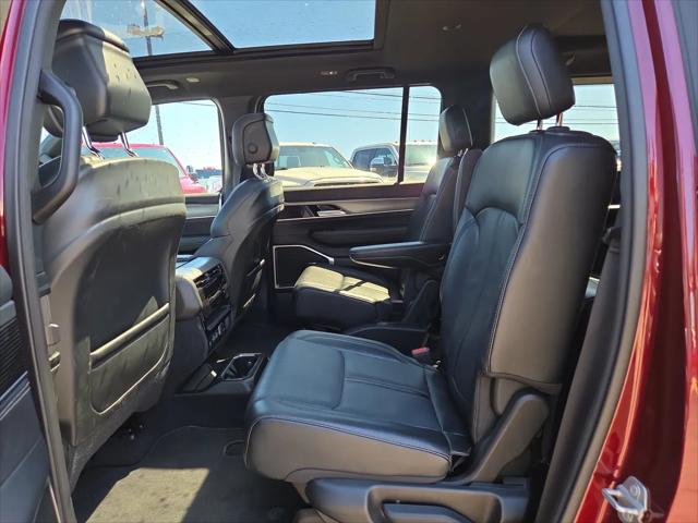 2024 Jeep Wagoneer Series II Carbide