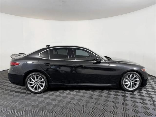 2017 Alfa Romeo Giulia RWD