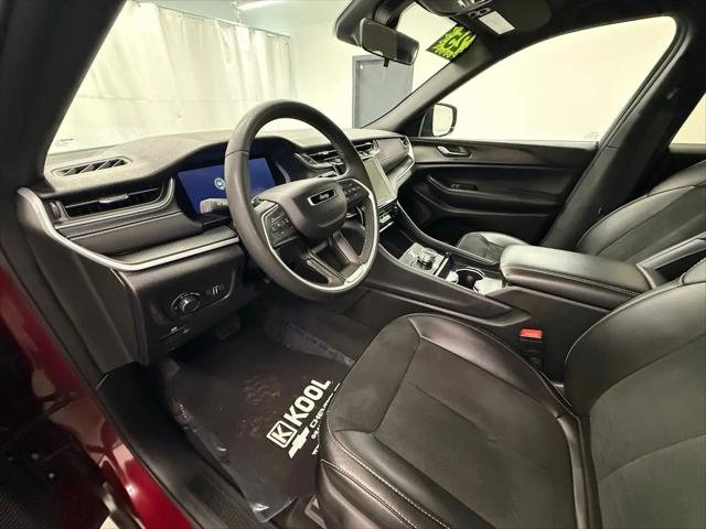 2025 Jeep Grand Cherokee Altitude 4x4