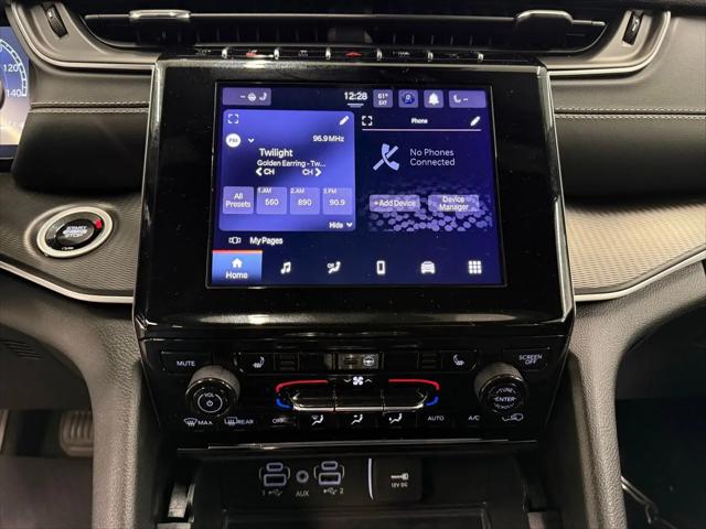 2025 Jeep Grand Cherokee Altitude 4x4