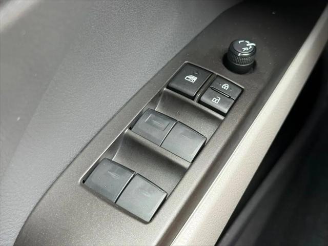 2023 Toyota Camry SE AWD