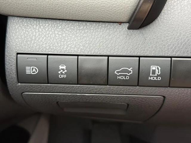 2023 Toyota Camry SE AWD