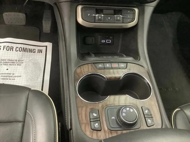2023 GMC Acadia AWD Denali