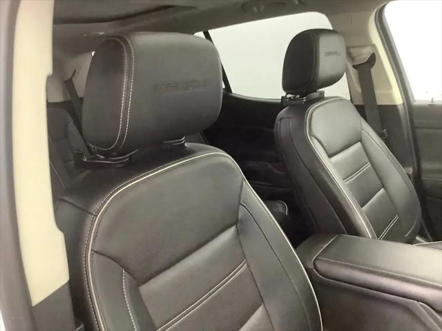 2023 GMC Acadia AWD Denali