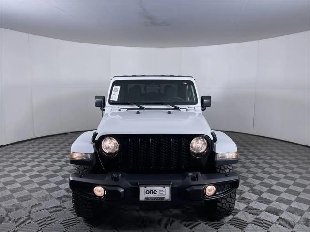2023 Jeep Gladiator Sport