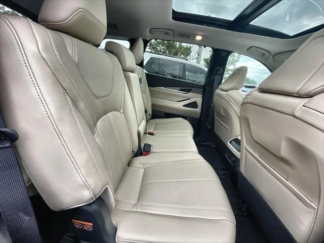 2023 INFINITI QX60 LUXE