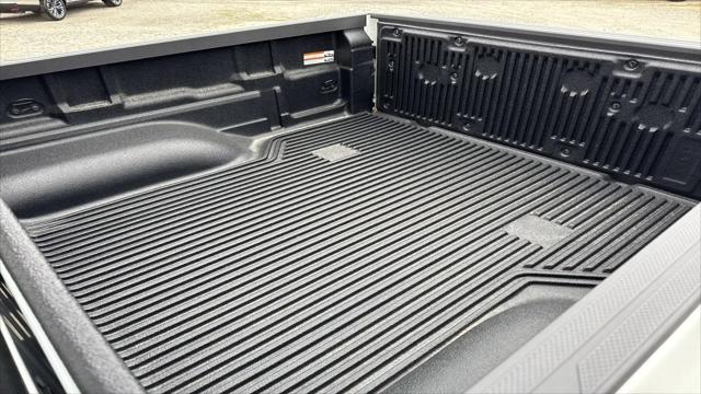 2026 Nissan Frontier Crew Cab SV 4x2