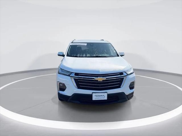 2023 Chevrolet Traverse AWD LT Leather