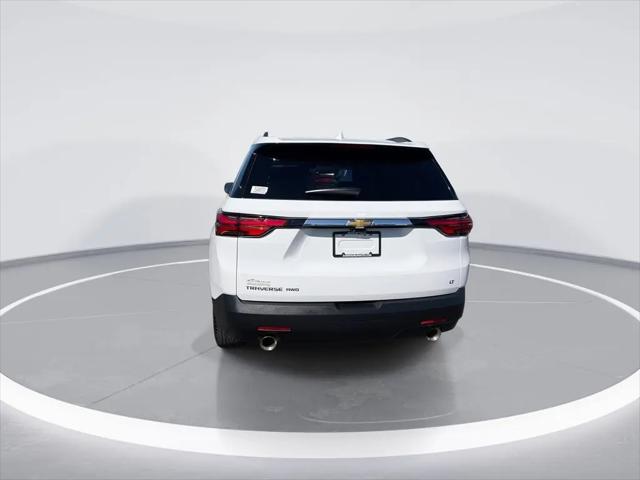 2023 Chevrolet Traverse AWD LT Leather