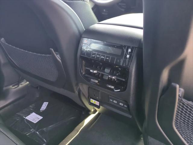 2026 Jeep Grand Cherokee L Altitude 4x4