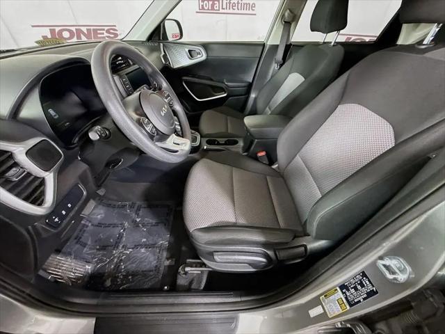 2024 Kia Soul LX