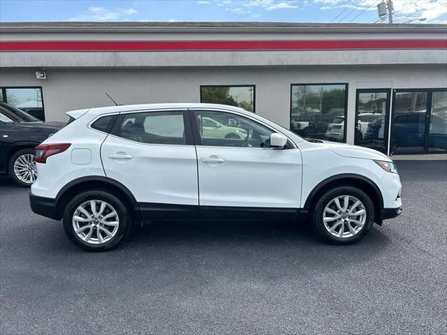 2021 Nissan Rogue Sport S FWD Xtronic CVT