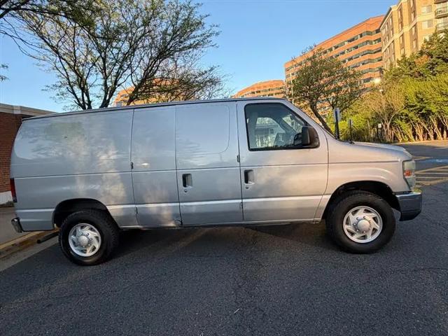 2009 Ford E-250 Commercial