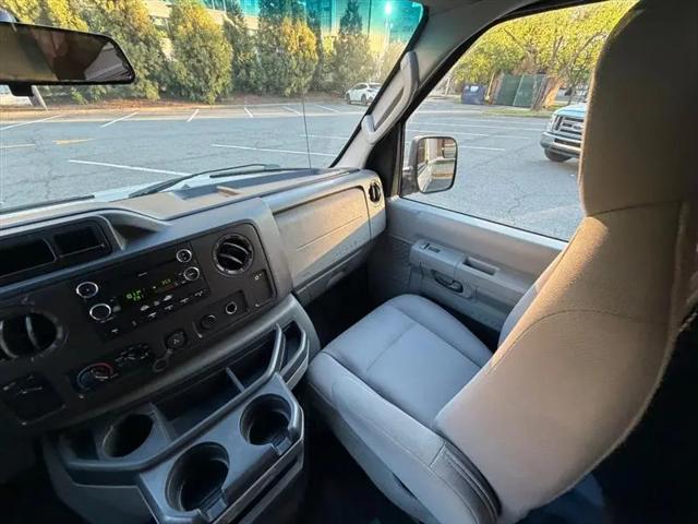 2009 Ford E-250 Commercial