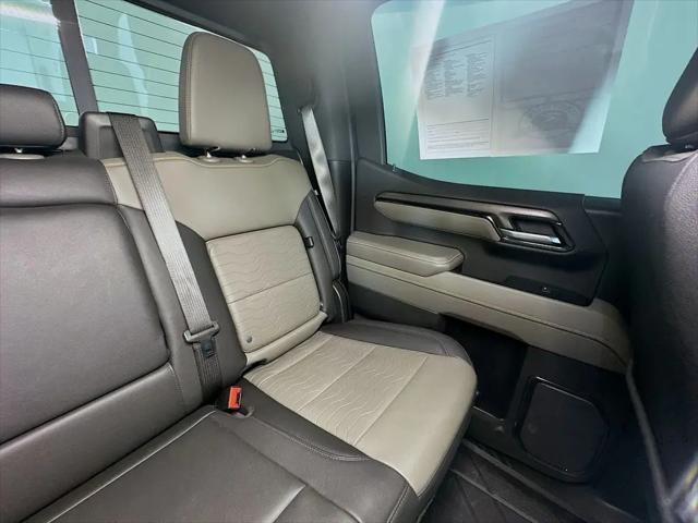 2025 Chevrolet Silverado 1500 4WD Crew Cab Short Bed ZR2