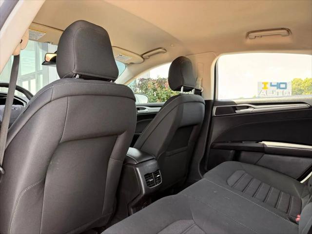 2020 Ford Fusion Hybrid SE