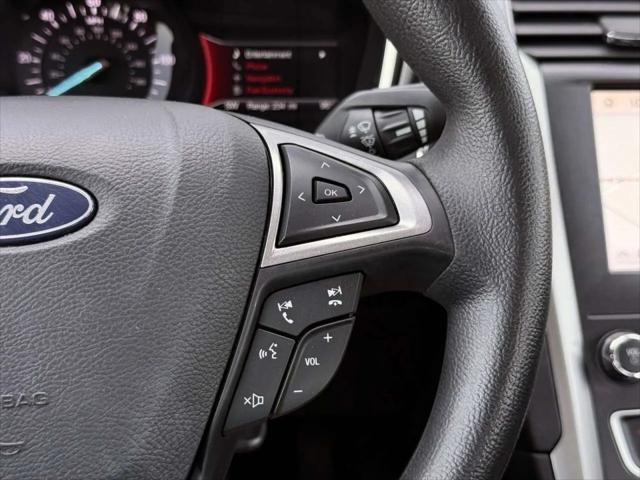 2020 Ford Fusion Hybrid SE