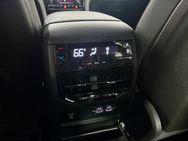2025 Jeep Grand Cherokee L Altitude X 4x4