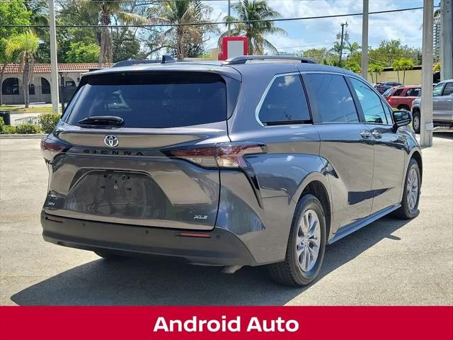 2025 Toyota Sienna XLE