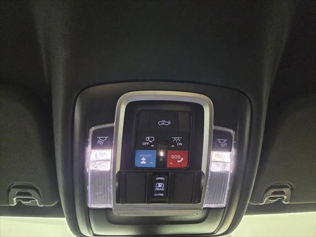 2026 Ram 1500 Rebel Crew Cab 4x4 5'7" Box