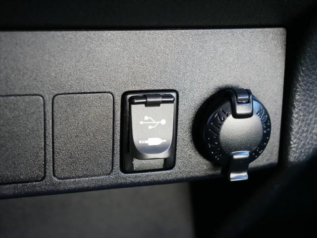 2018 Toyota RAV4 Hybrid XLE