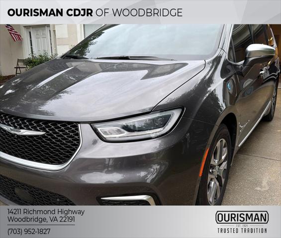 2022 Chrysler Pacifica Hybrid Pinnacle 2022 Chrysler Pacifica Hybrid Pinnacle