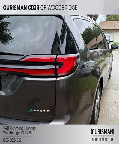 2022 Chrysler Pacifica Hybrid Pinnacle 2022 Chrysler Pacifica Hybrid Pinnacle