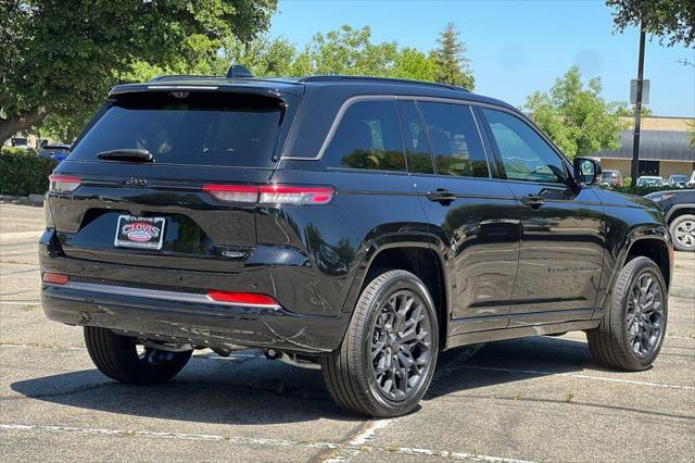 2026 Jeep Grand Cherokee Grand Cherokee Summit 4x4