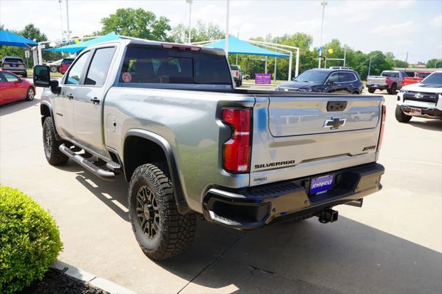 2026 Chevrolet Silverado 2500HD Crew Cab, Standard Bed, XR2, 4WD