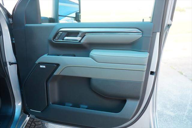 2026 Chevrolet Silverado 2500HD Crew Cab, Standard Bed, XR2, 4WD