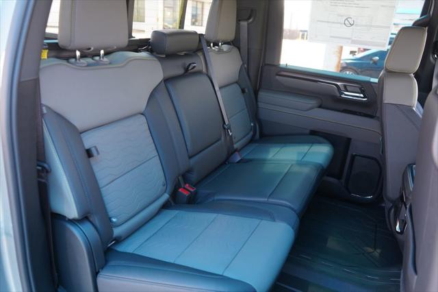 2026 Chevrolet Silverado 2500HD Crew Cab, Standard Bed, XR2, 4WD