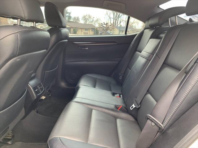 2017 Lexus ES 350 Base 4dr Sedan
