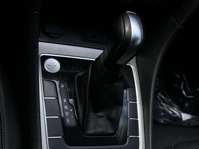 2021 Volkswagen Passat 2.0T SE
