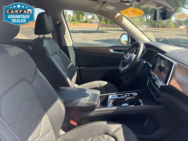 2024 Volkswagen Atlas 2.0T SE w/Technology