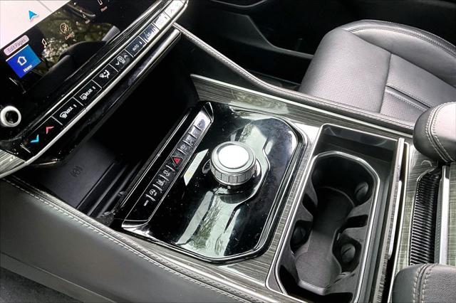 2022 Jeep Wagoneer Series II 4x2