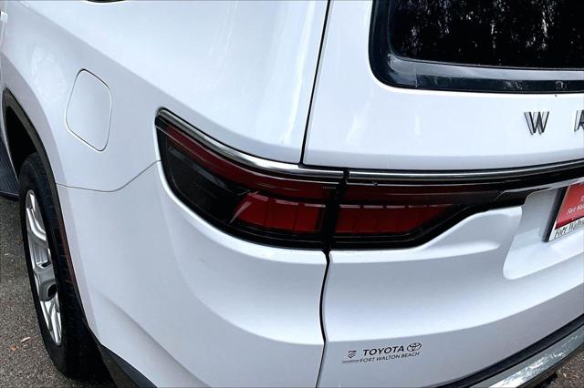 2022 Jeep Wagoneer Series II 4x2