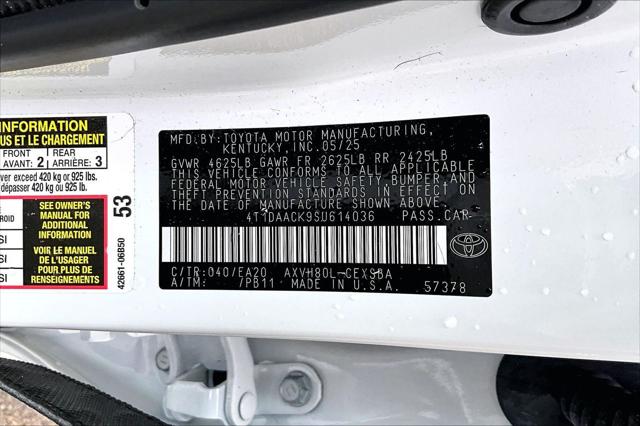 2025 Toyota Camry SE