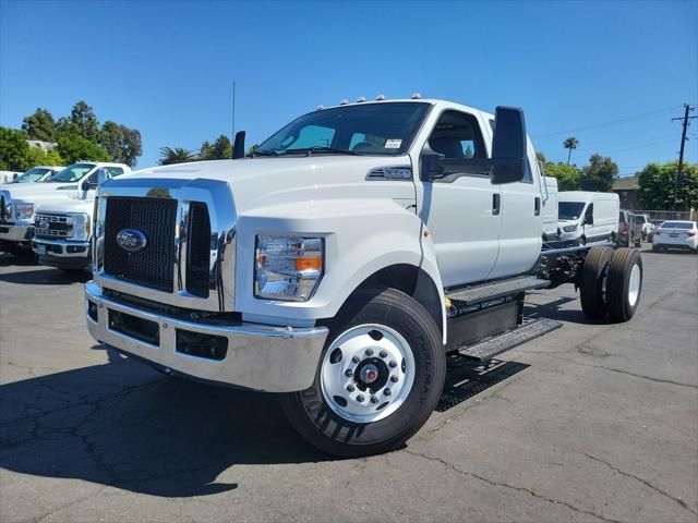 2027 Ford F-650 Straight Frame Gas Base