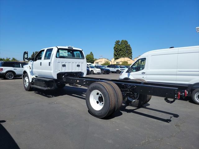 2027 Ford F-650 Straight Frame Gas Base
