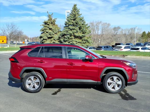 Used 2022 Toyota RAV4 XLE with VIN 2T3RWRFV6NW130820 for sale in Burnsville, Minnesota