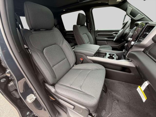 2026 Ram 1500 Big Horn Crew Cab 4x4 64 Box
