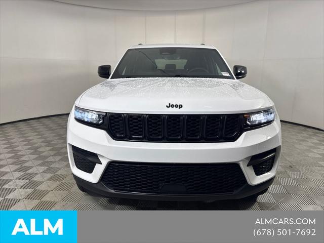 2025 Jeep Grand Cherokee Altitude 4x4