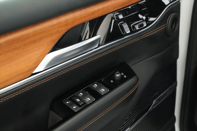 2024 Jeep Grand Wagoneer L Series III 4x4